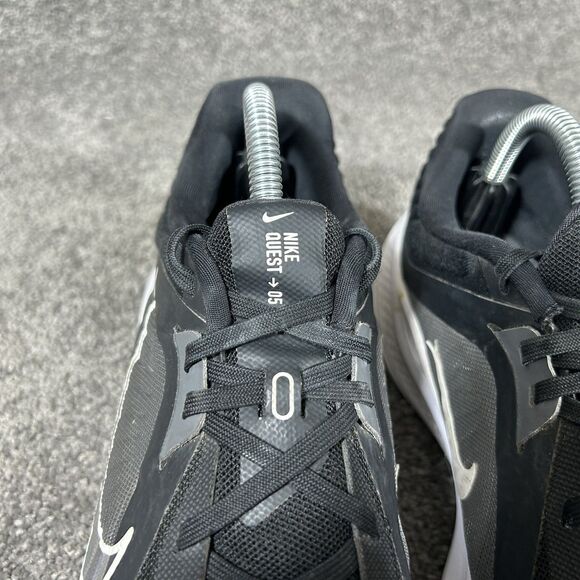 Nike Quest 5 DD9291-001 Women’s Size 10 Black Athletic Running Shoes Used - Picture 5 of 13